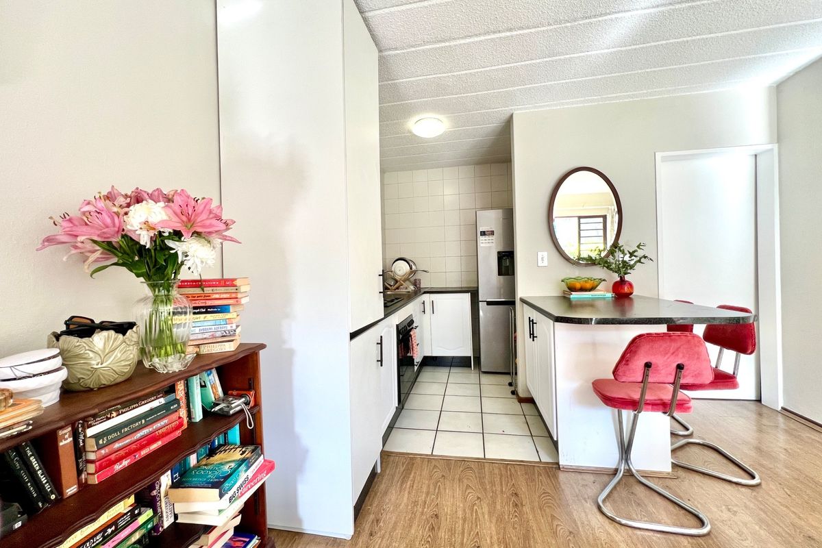 1 Bed Ground Floor Apartment For Sale in Parkwood! - Photo 4