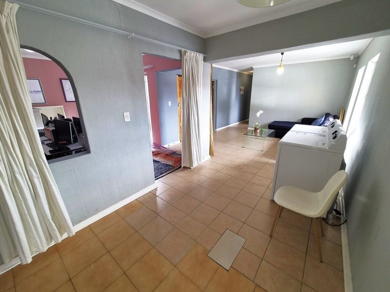 House For Sale in Bloubosrand, Randburg - Photo 9