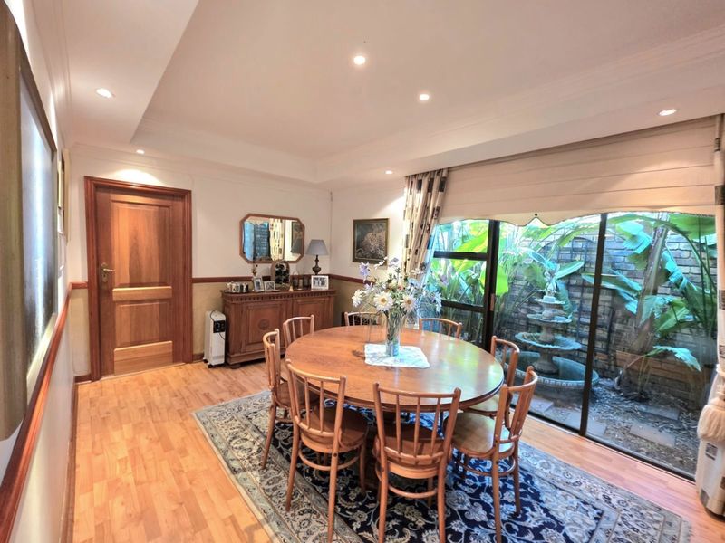 Charming Family Home In Lovely Surrounds With Versatile Income Producing Cottage - Photo 10