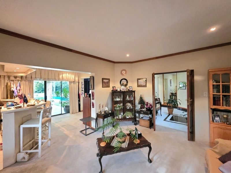 Charming Family Home In Lovely Surrounds With Versatile Income Producing Cottage - Photo 7