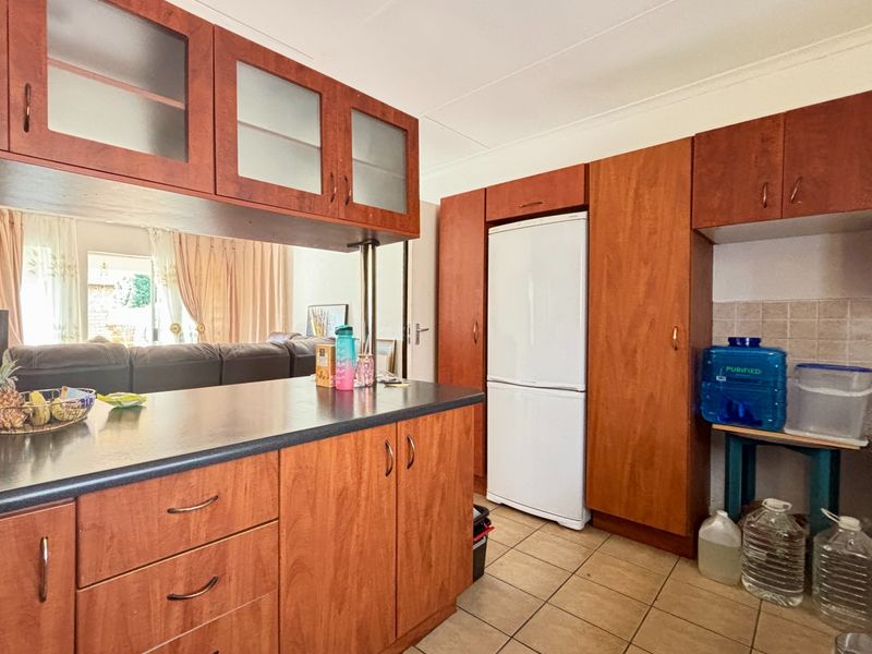 For rent - Modern 3 Bedroom Townhouse, Sasoblurg - Photo 2
