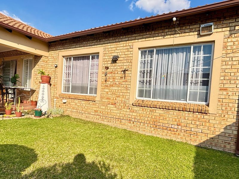 For rent - Modern 3 Bedroom Townhouse, Sasoblurg - Photo 8