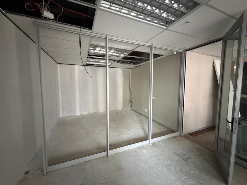 Office To Rent at One Thibault,  Cape Town City Centre, Cape Town - Photo 2