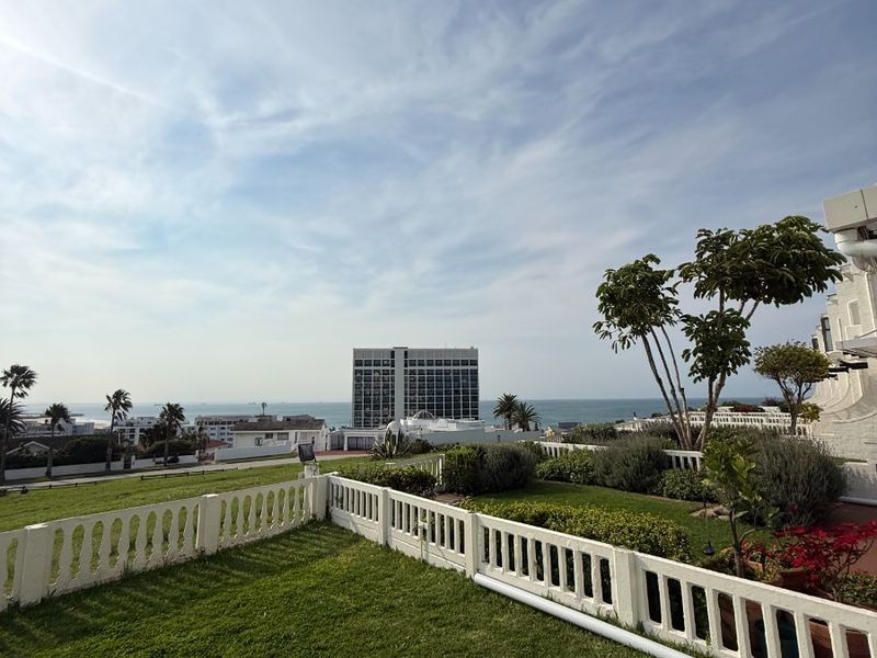 🌊 Wake Up to Ocean Views Every Day in a fully furnished duplex in Humewood 🌊 - Photo 3