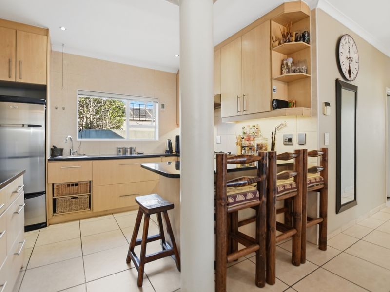 Family Home in a Prime Parklands Location - Photo 9
