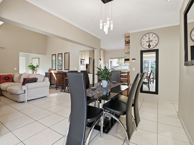 Family Home in a Prime Parklands Location - Photo 2