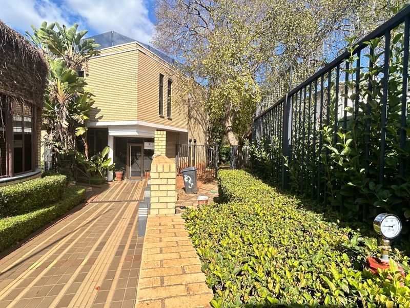 Commercial Property For Sale in Arcadia, Pretoria - Photo 2