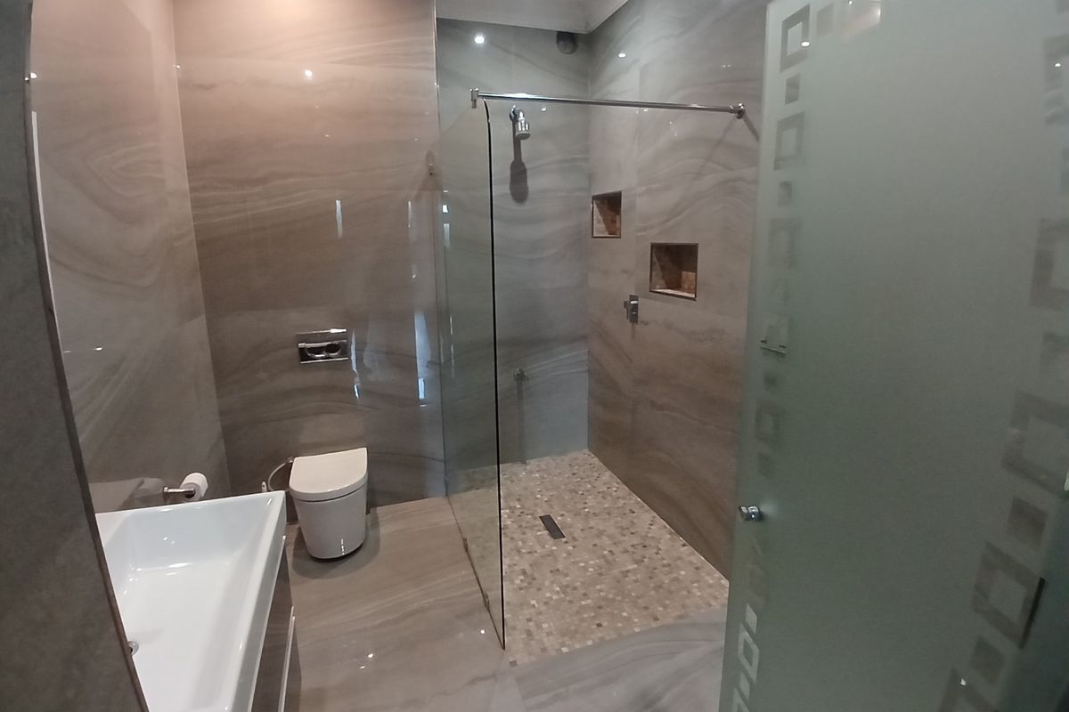 Apartment To Rent in Essenwood Durban KwaZulu Natal - Photo 4