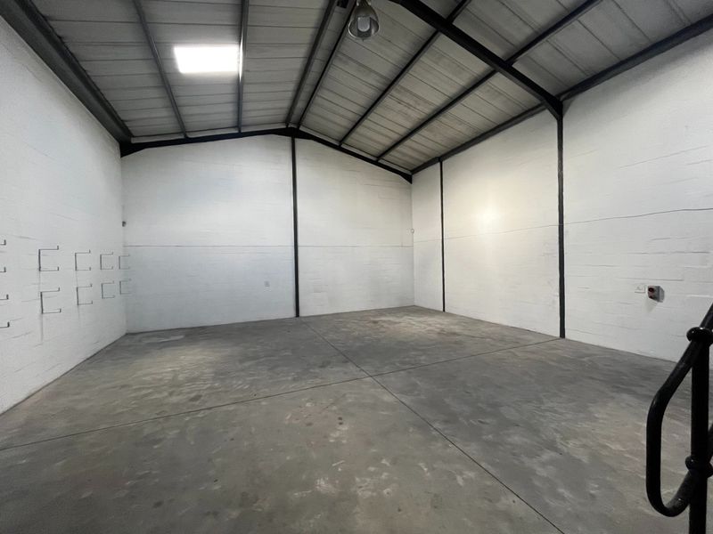 153m2 Warehouse TO LET | Icon Business Park | Brackenfell - Photo 4