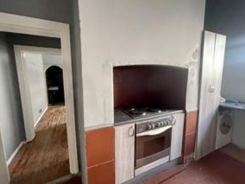 Woodstock Investment Opportunity | Guest House with Massive Potential | Highly Negotiable - Photo 4