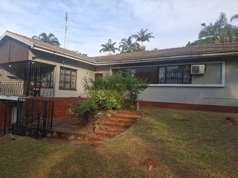 3 bedroom with Domestic room house For Sale in Cato Manor, Durban, KwaZulu Natal - Photo 1