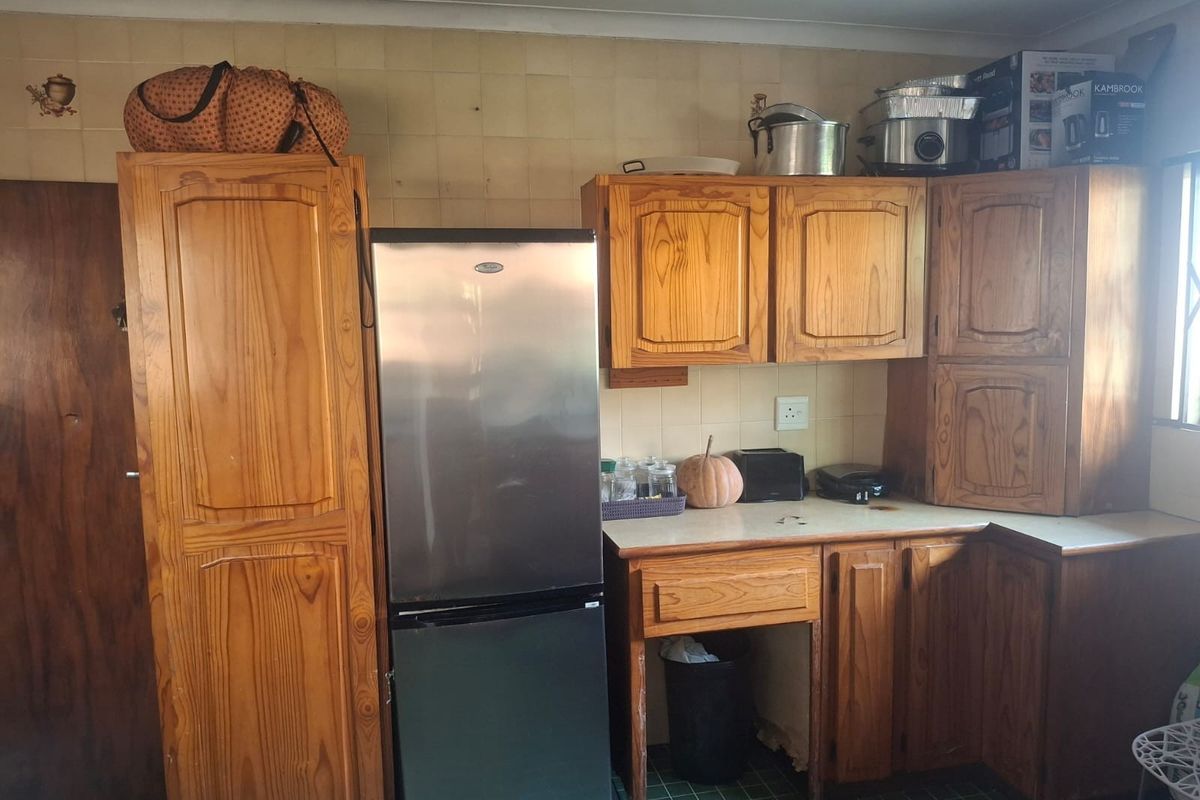 3 bedroom with Domestic room house For Sale in Cato Manor, Durban, KwaZulu Natal - Photo 4
