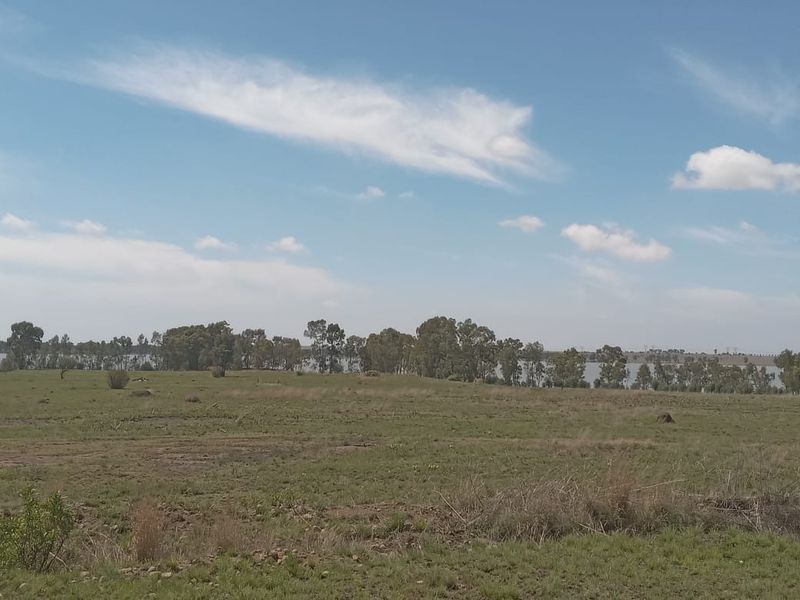 Prime 100-Metre Waterfront Development Opportunity on the Vaaldam - Photo 2