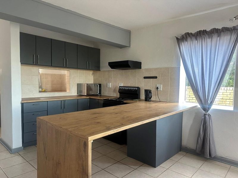 4 bedrooms of which 2 are ensuite - Photo 9