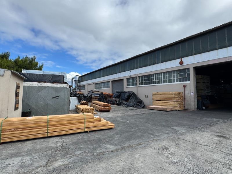 Prime  Located 2,900m2  Industrial Warehouse With Yard To Let in Epping Industrial, Cape Town - Photo 7