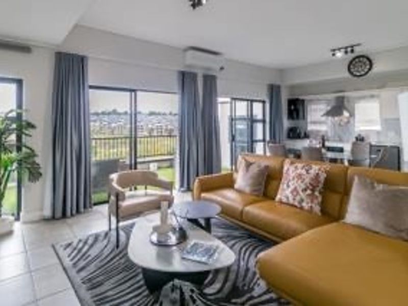 Apartment To Rent in Waterfall Midrand Gauteng - Photo 2