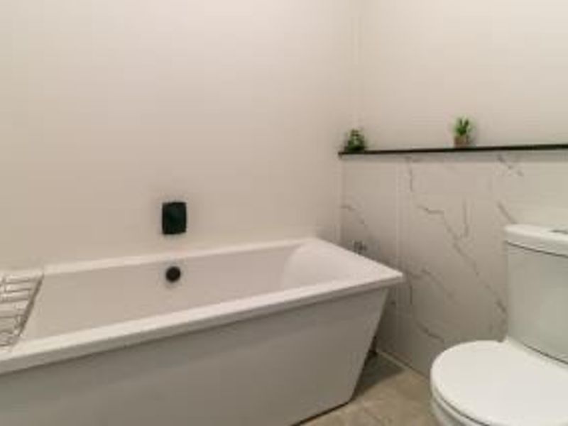Apartment To Rent in Waterfall Midrand Gauteng - Photo 5