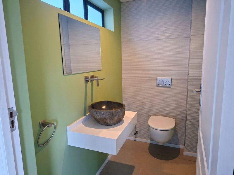 The newest showstopper in Dana Bay - Photo 10
