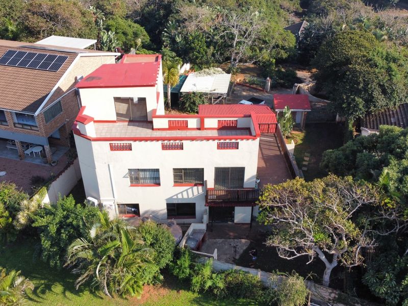 House For Sale in Marina Beach, KwaZulu Natal - Photo 1