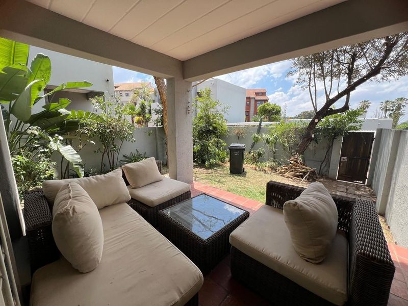 1 bedroom ground floor apartment - Photo 1