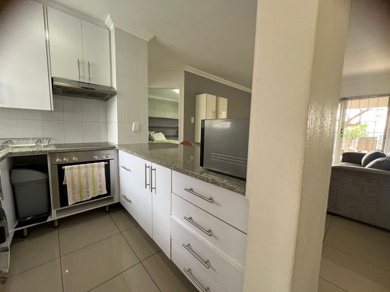 1 bedroom ground floor apartment - Photo 2