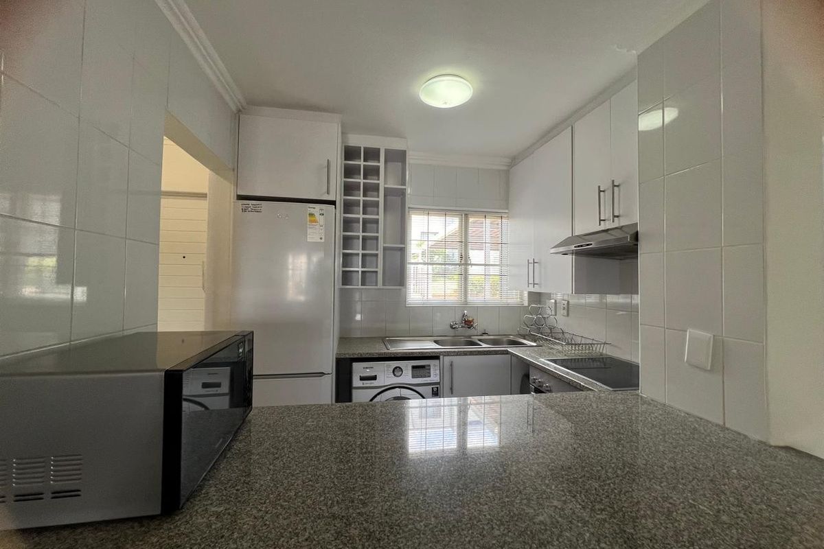 1 bedroom ground floor apartment - Photo 3