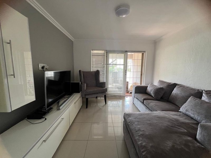 1 bedroom ground floor apartment - Photo 5