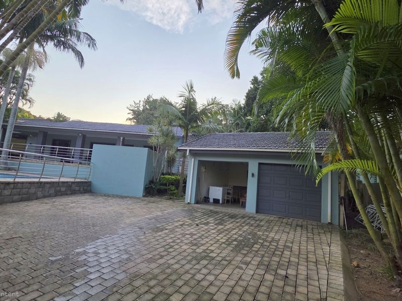 Beautiful 4 bedroom Home For Sale in Ramsgate,KwaZulu Natal - Photo 1