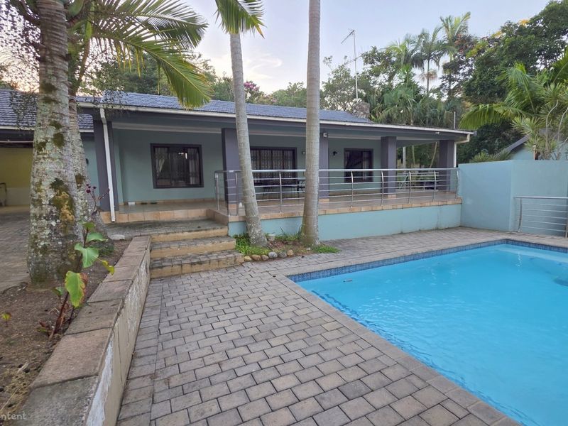 Beautiful 4 bedroom Home For Sale in Ramsgate,KwaZulu Natal - Photo 4