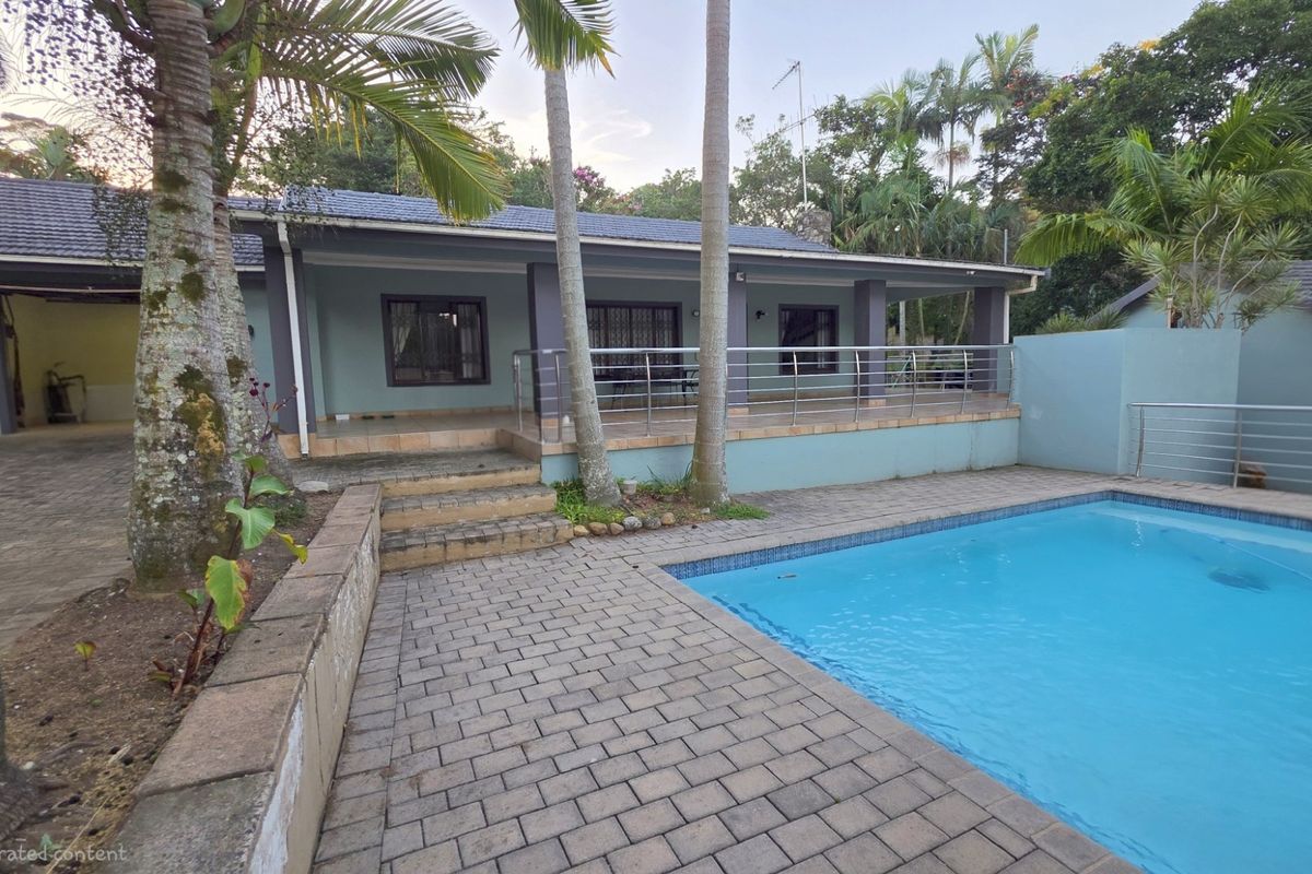 Beautiful 4 bedroom Home For Sale in Ramsgate,KwaZulu Natal - Photo 4
