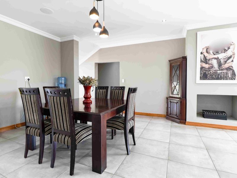 House to Rent in Copperleaf Golf Estate - Photo 5