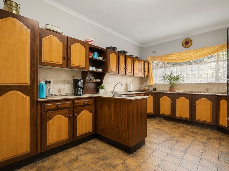 Spacious Family Home - A Rare Bargain for First-Time Buyers - Photo 7