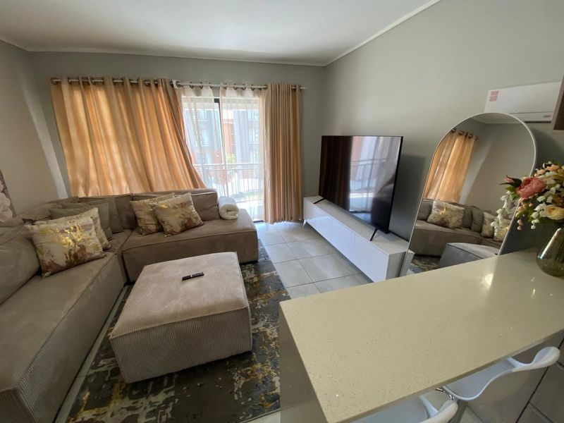 2 bedroom Apartment For Sale in Amberfield, Centurion - Photo 2