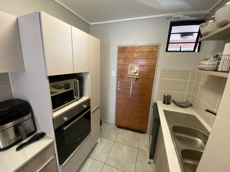 2 bedroom Apartment For Sale in Amberfield, Centurion - Photo 7