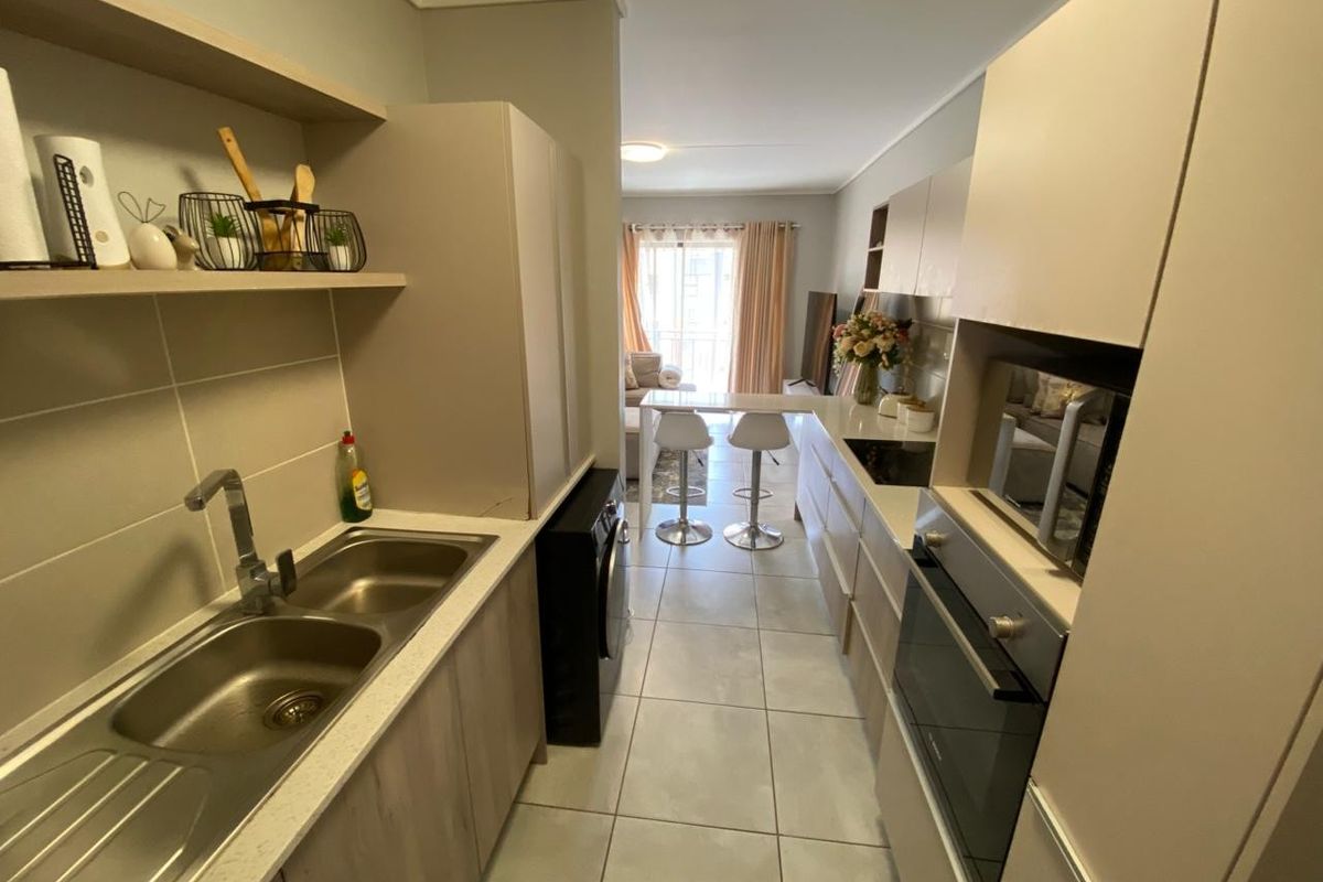 2 bedroom Apartment For Sale in Amberfield, Centurion - Photo 5