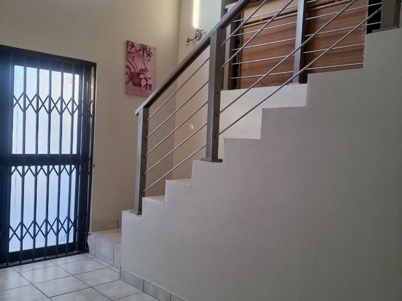 House To Rent in Bluewater Bay, Port Elizabeth - Photo 3