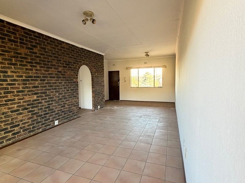 Perfect Lock-Up-and-Go 1 Bedroom with Private Balcony - Photo 6