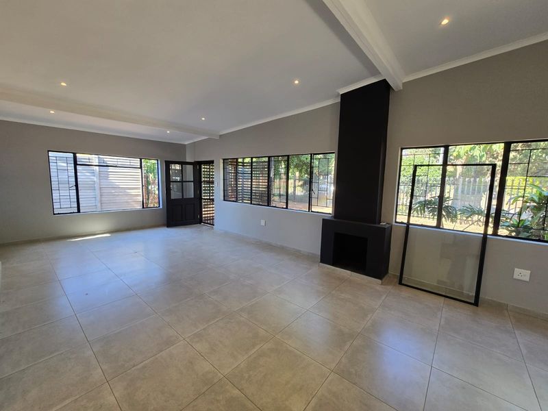 House For Sale in Magalieskruin, Pretoria - Photo 6