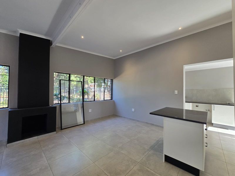 House For Sale in Magalieskruin, Pretoria - Photo 9