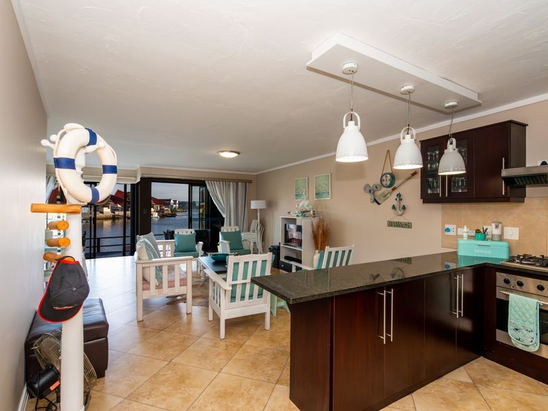 Townhouse For Sale in Port Owen, Velddrif - Photo 7
