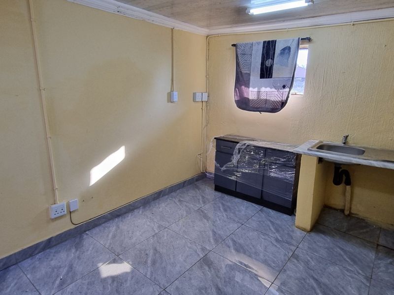 Apartment To Rent in Brits Central, Brits, North West - Photo 3