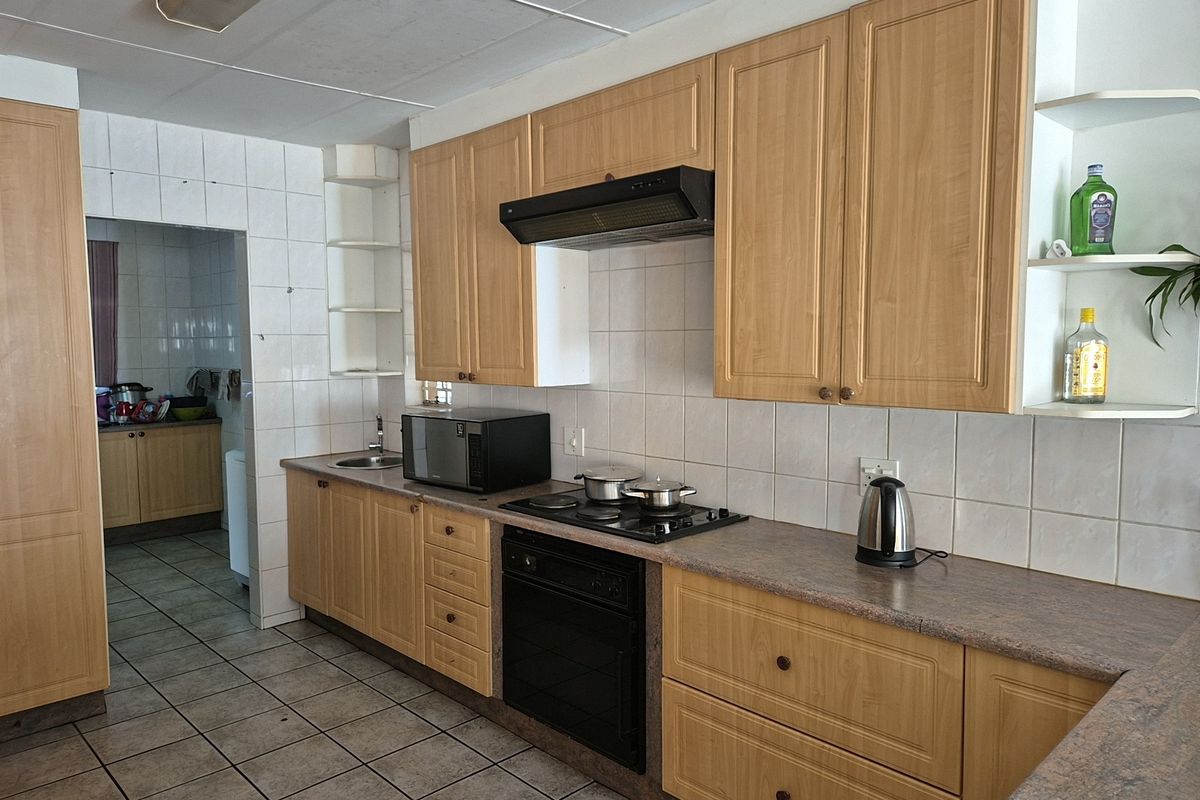 House For Sale in Kannoniers Park, Potchefstroom, North West - Photo 2