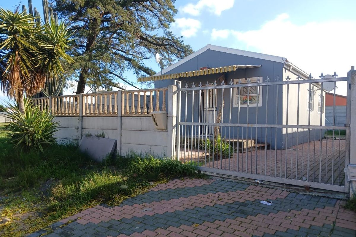 2 Bedroom Home for Sale - Scottsdene, Kraaifontein - Photo 2