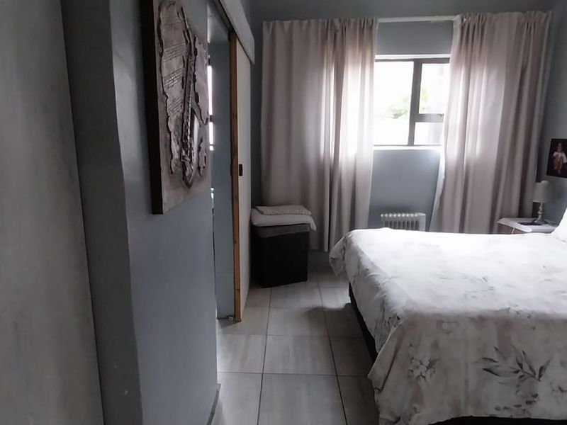 A Place to Hang Your Heart: Impeccable Family Living with Premium Flatlet in Cassandra, Kimberley - Photo 10