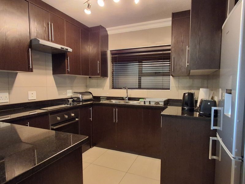 Wake Up Daily to Coastal Luxury Living - Photo 4