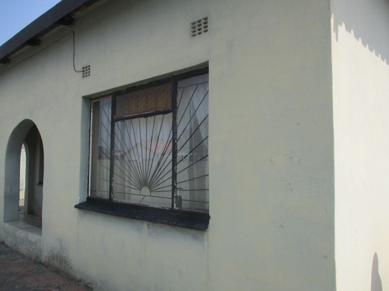 House For Sale in Mamelodi, Pretoria - Photo 5