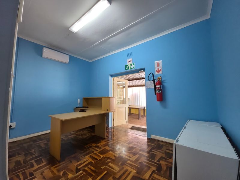 Commercial Space To Rent in Florida North, Roodepoort - Photo 4