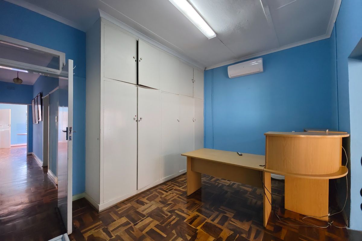 Commercial Space To Rent in Florida North, Roodepoort - Photo 5