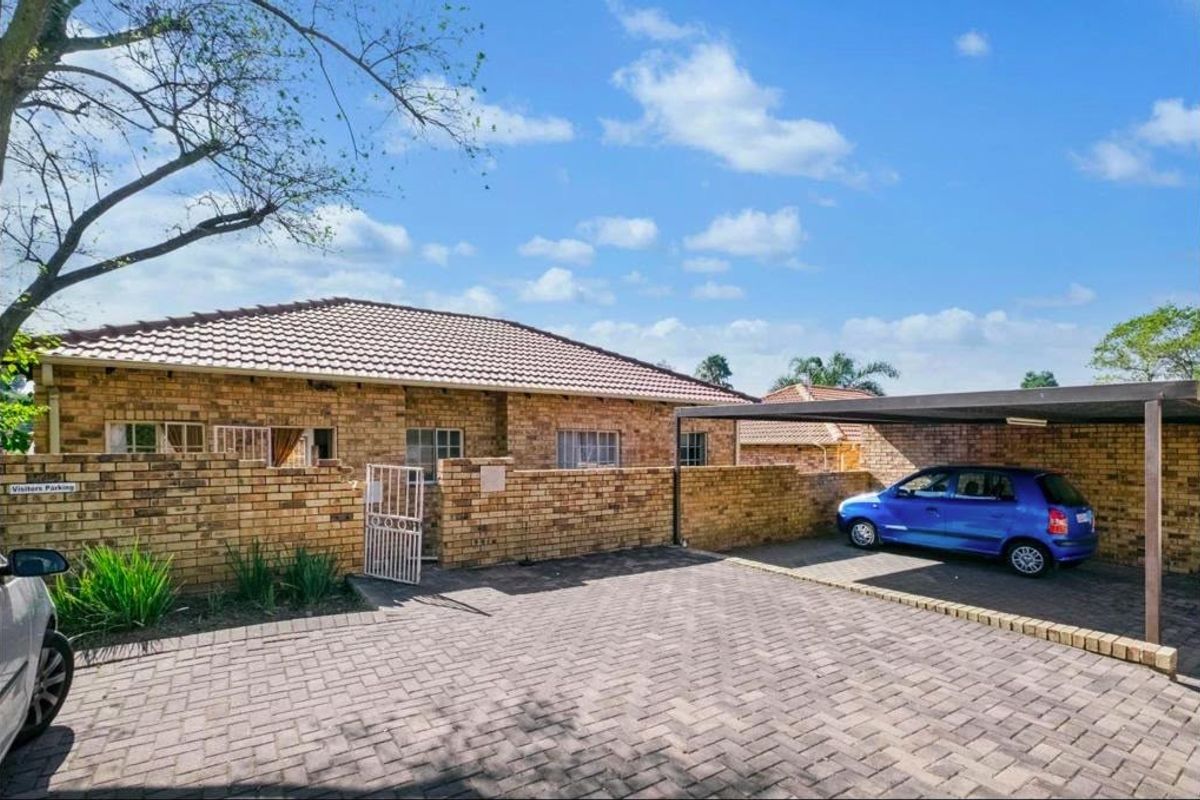 TOWNHOUSE FOR SALE IN BELLAIRSPARK-NORTHRIDING - Photo 5