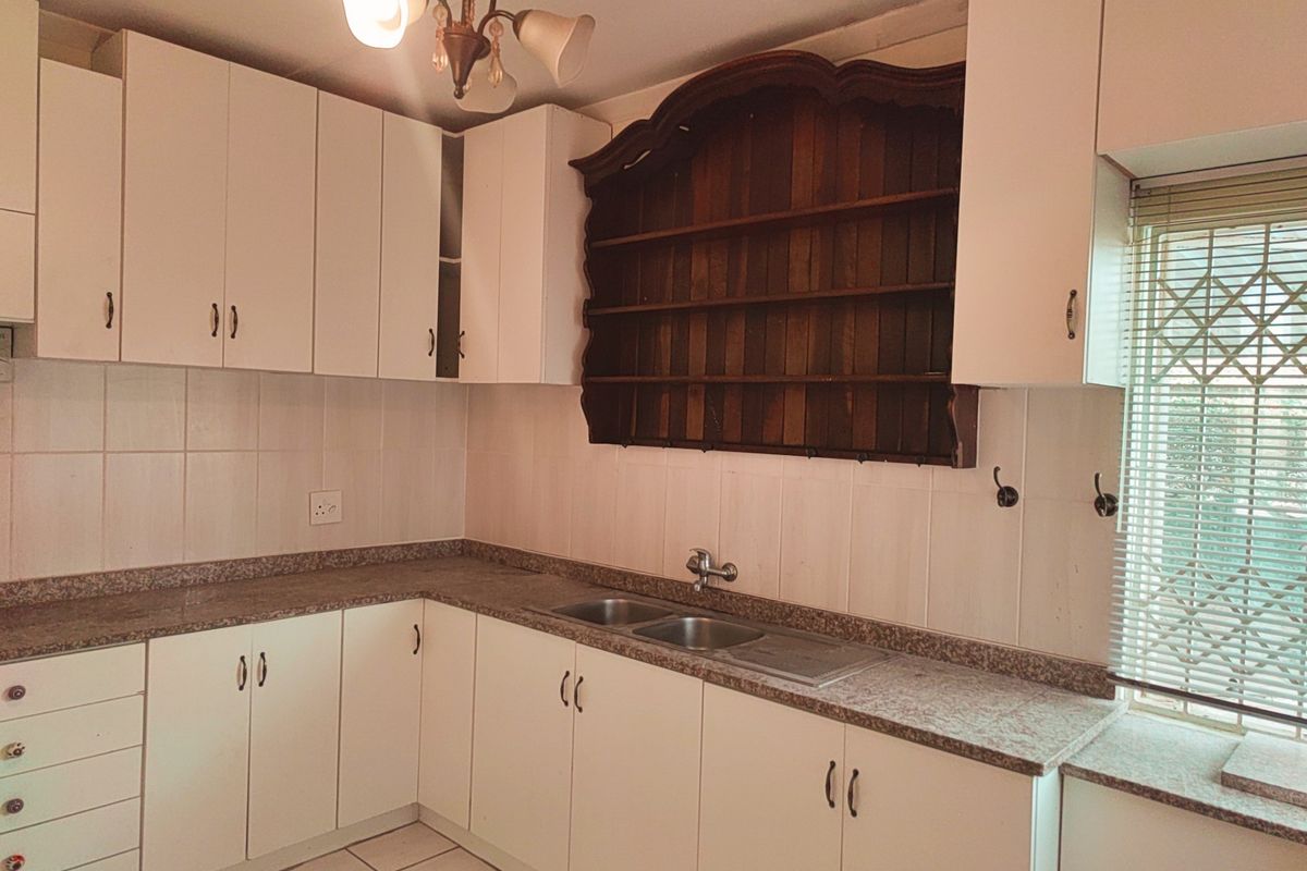 House For Sale in Pinelands, Pinetown, KwaZulu Natal - Photo 5